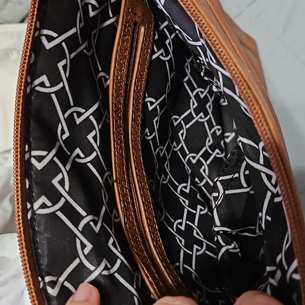 Stone Mountain USA Brown Shoulder Bag - Picture 5 of 6